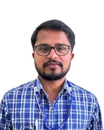 Dr. Lokesha E